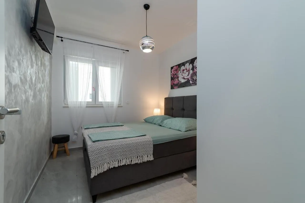 Apartments Angelus 트로기르 크로아티아
