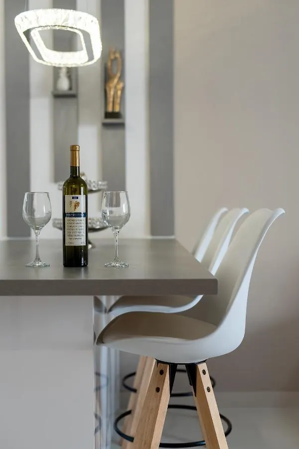Apartments Angelus 트로기르